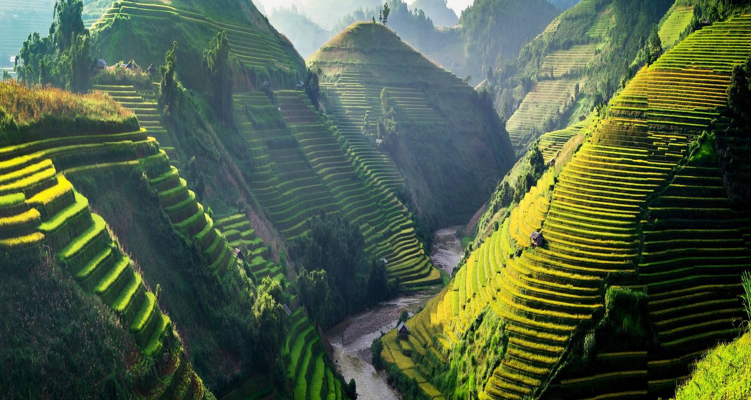 Essence Of Indochina In 16 Days - Cambodia, Vietnam And Laos
