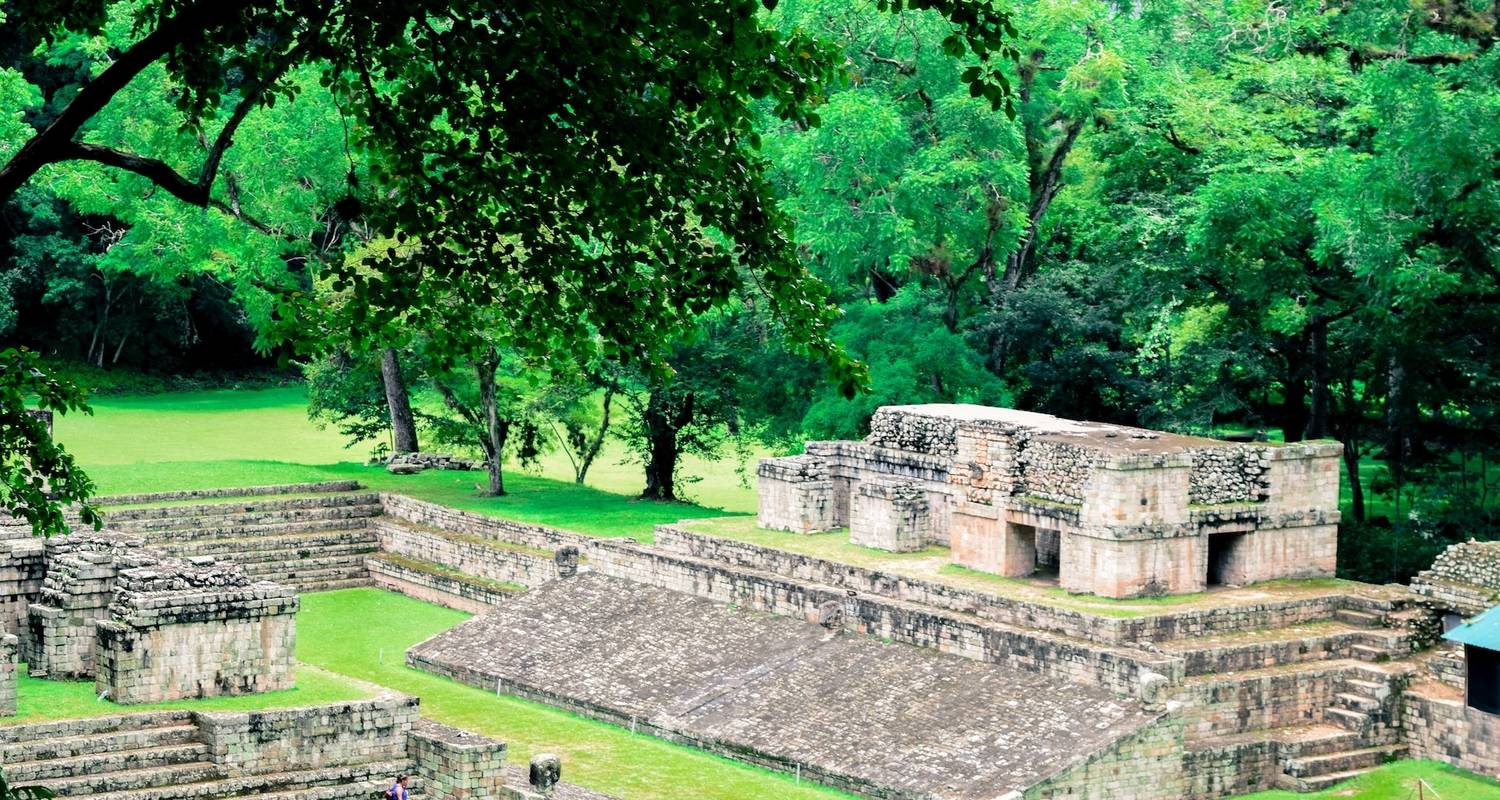 Tailor-Made Best Honduras Tour With Daily Departure