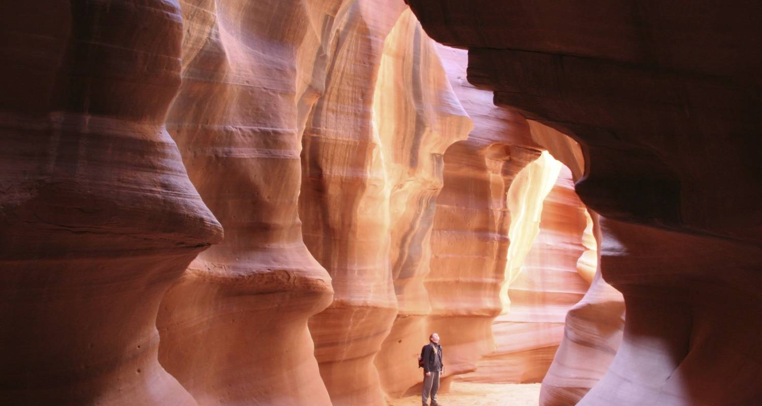 An adventure touring the most emblematic places in United States of America National Parks Tour 3 Days Small Group Tour From Las Vegas