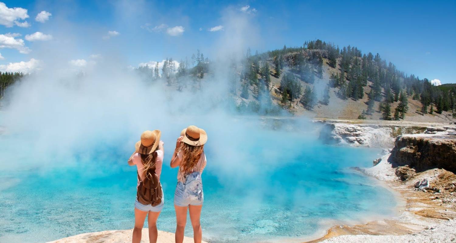 Yellowstone / Grand Teton 4 Day / 3 Night Wildlife Adventure