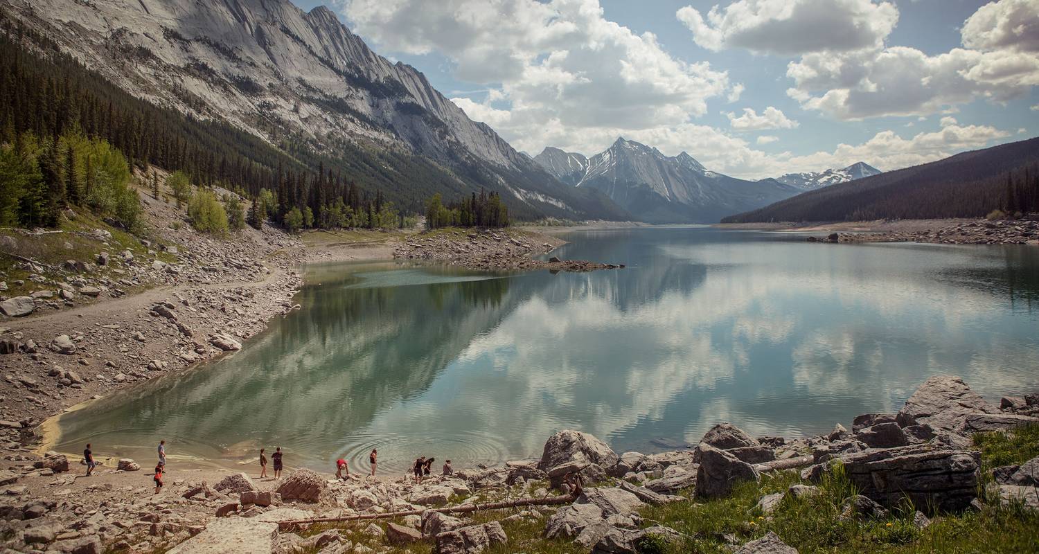 Canadian Rockies Encompassed