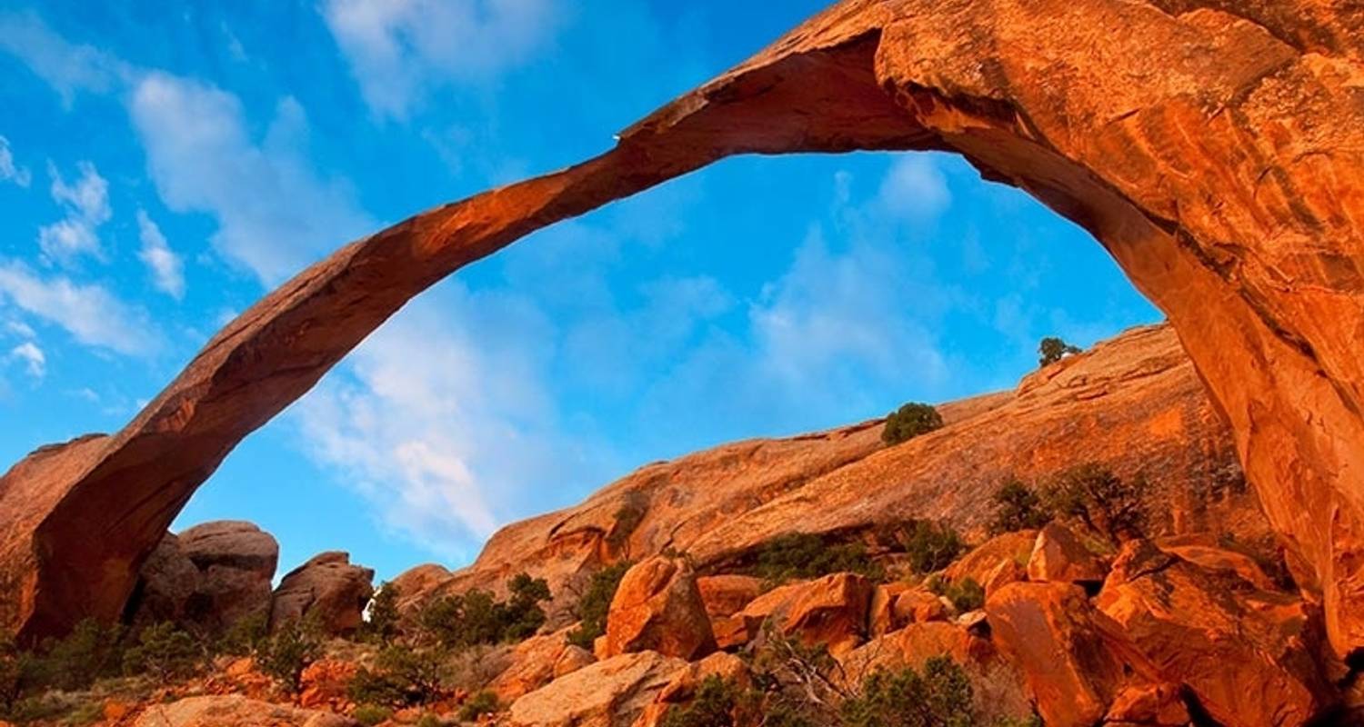 Western Usa National Parks Explorer (Moab And Mesa Verde)