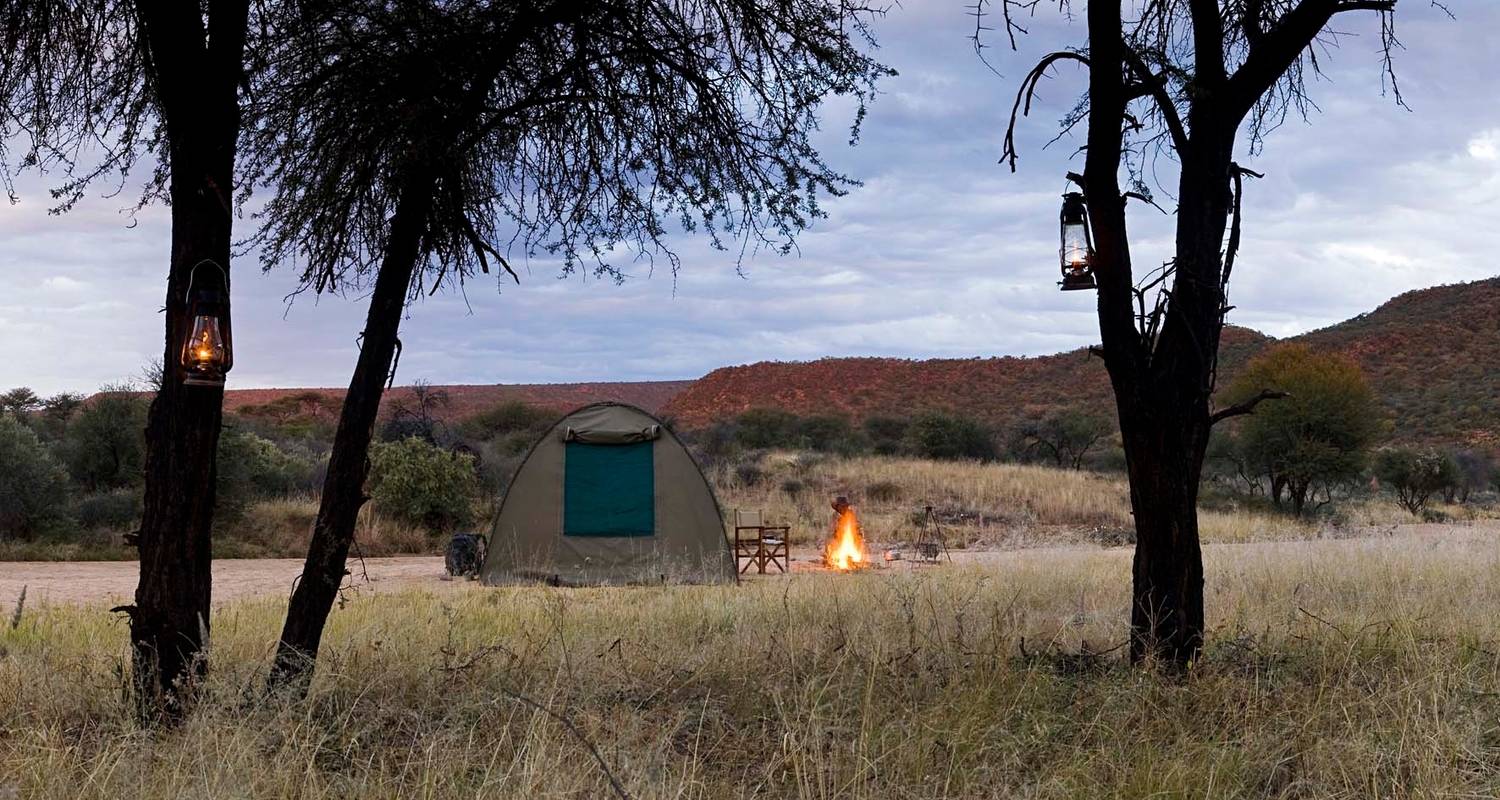 An adventure touring the most emblematic places in Namibia 7 Day Northern Namibia & Skeleton Coast Camping Safari
