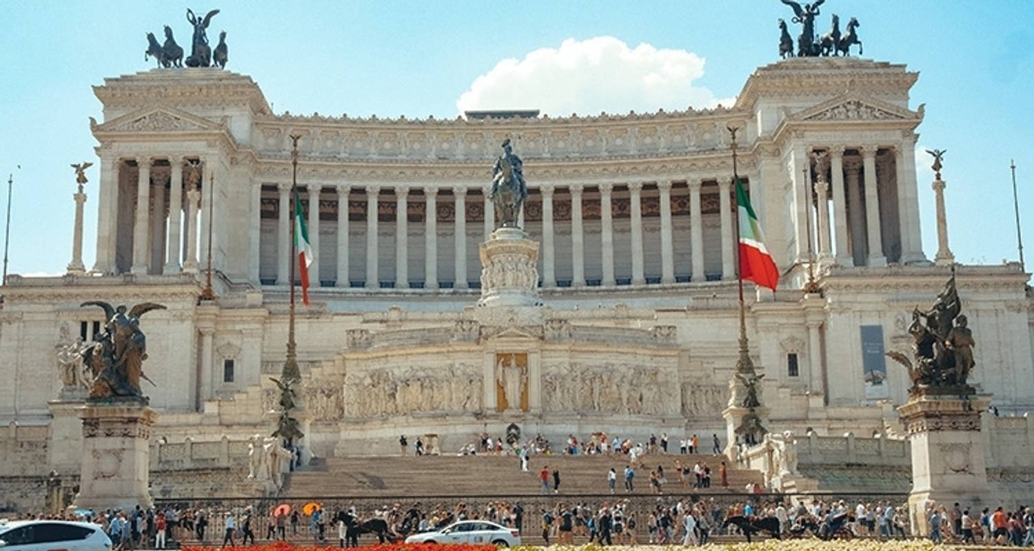 An adventure touring the most emblematic places in Italy Easy Pace Italy (Classic, Winter, 10 Days)