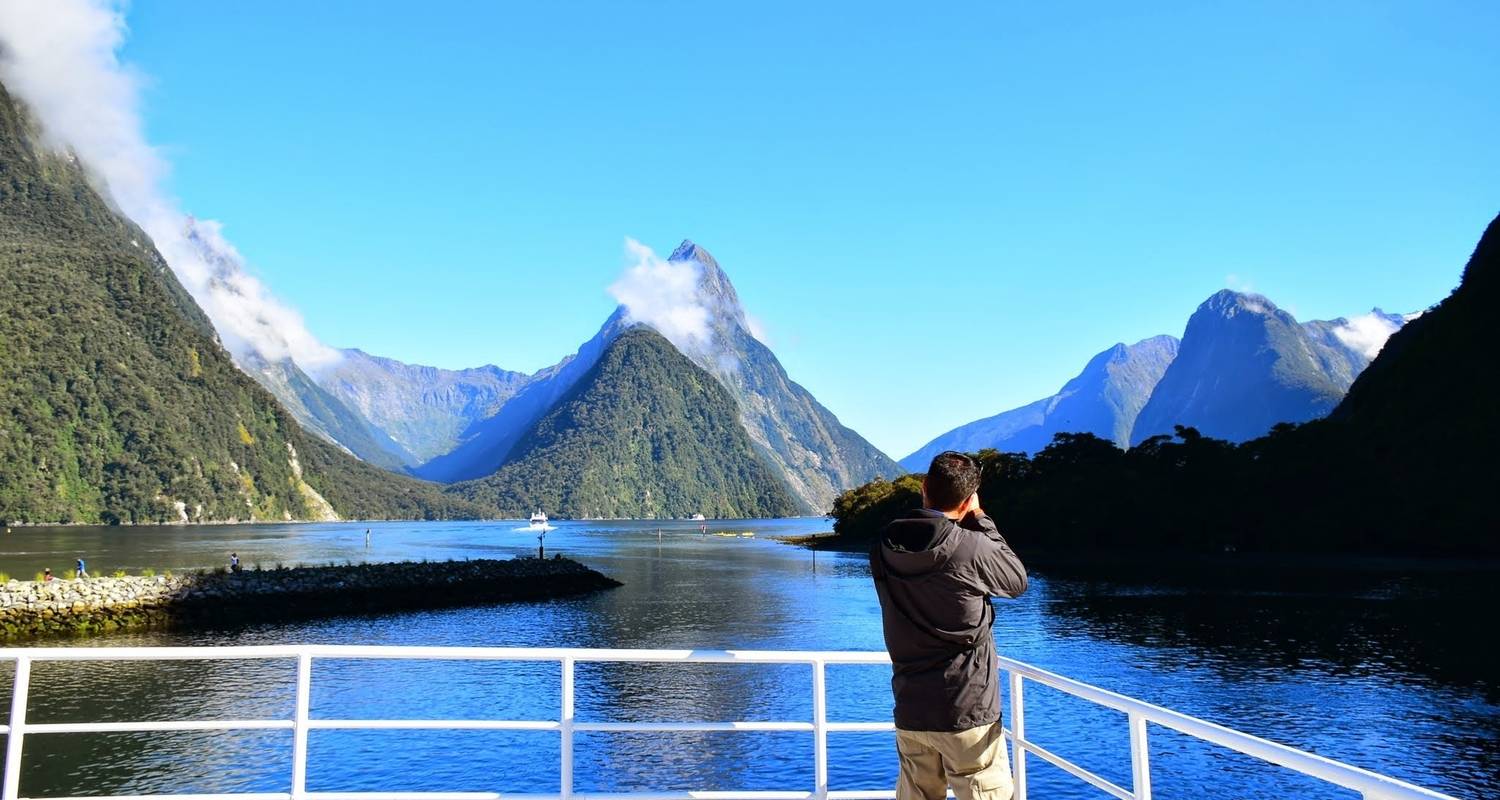 An adventure touring the most emblematic places in New Zealand Total Aotearoa From Auckland - Top Rated By National Geograp