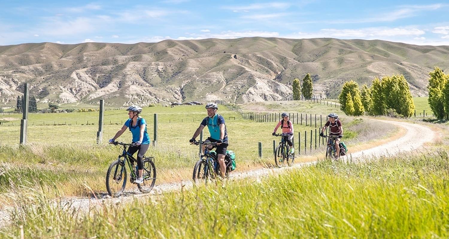 An adventure touring the most emblematic places in New Zealand Cycle New Zealand: Otago Rail Trail