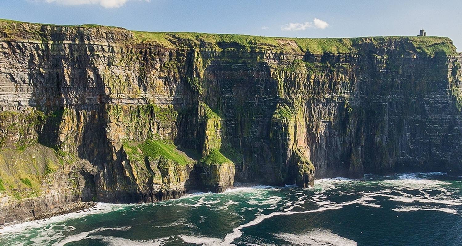 An adventure touring the most emblematic places in Ireland The Emerald Isle