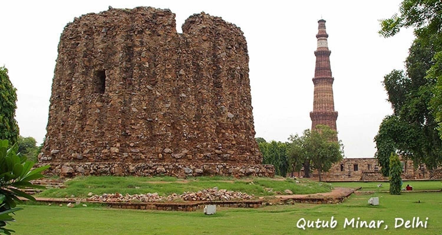 Golden Triangle Tour With Orchha, Khajuraho And Varanasi