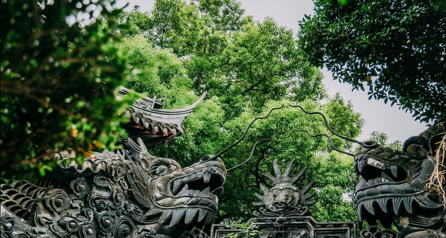 Ultimate 4-Day East China Package: Shanghai, Hangzhou, Suzho