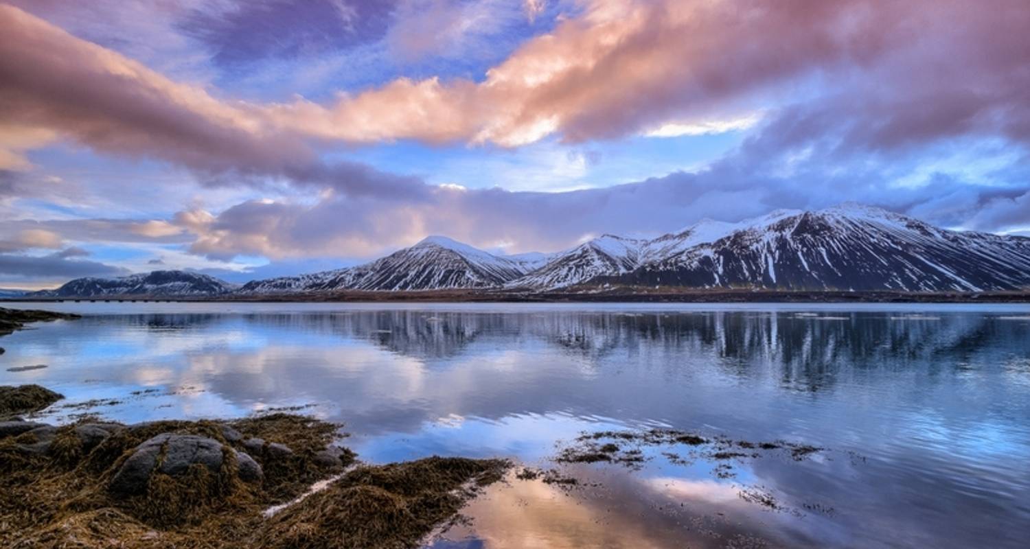 An adventure touring the most emblematic places in Iceland 8 Days Guided Iceland Circle