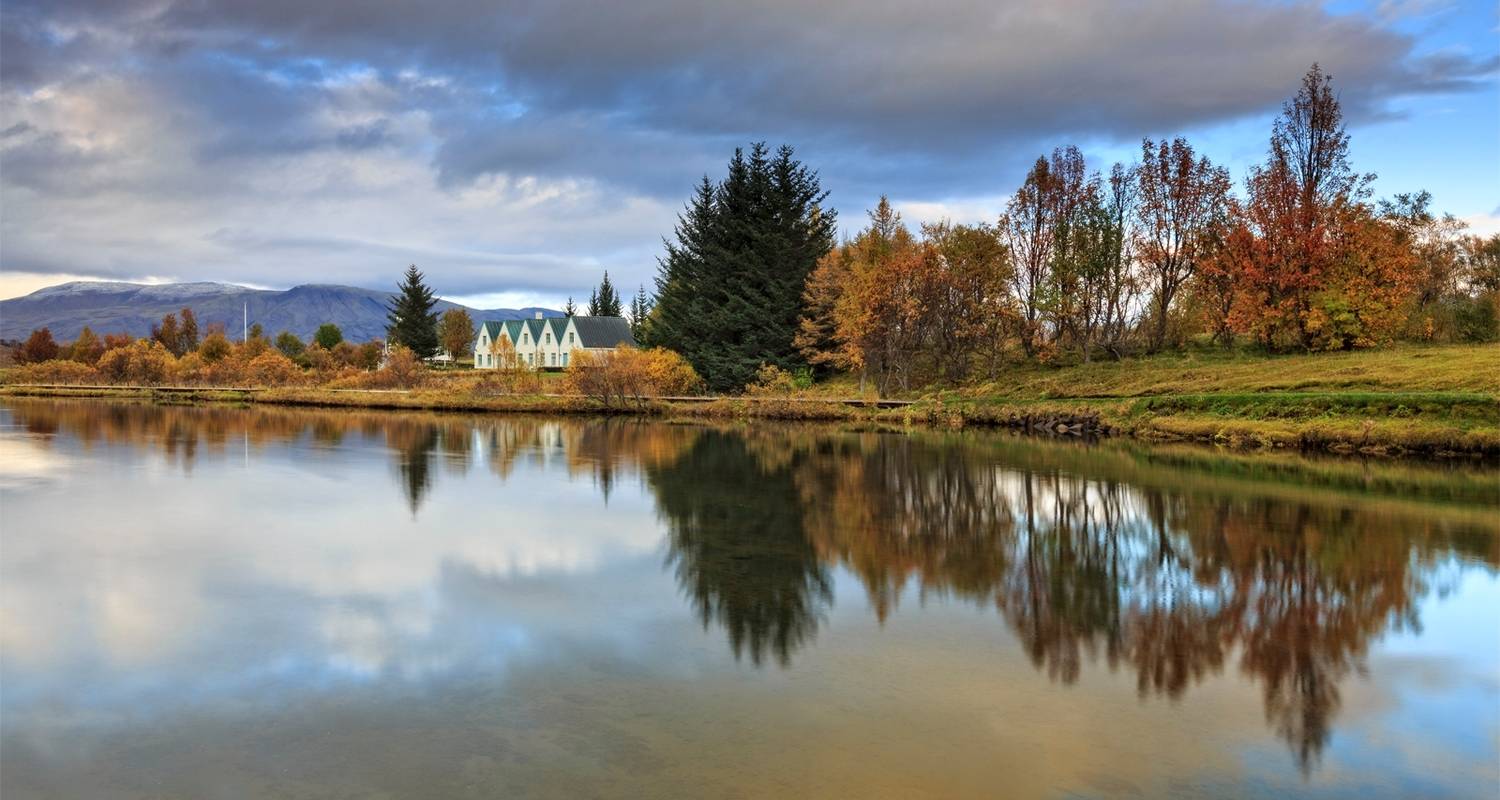 An adventure touring the most emblematic places in Iceland 8 Days Around Iceland With Roundtrip Airport Transfer (Group