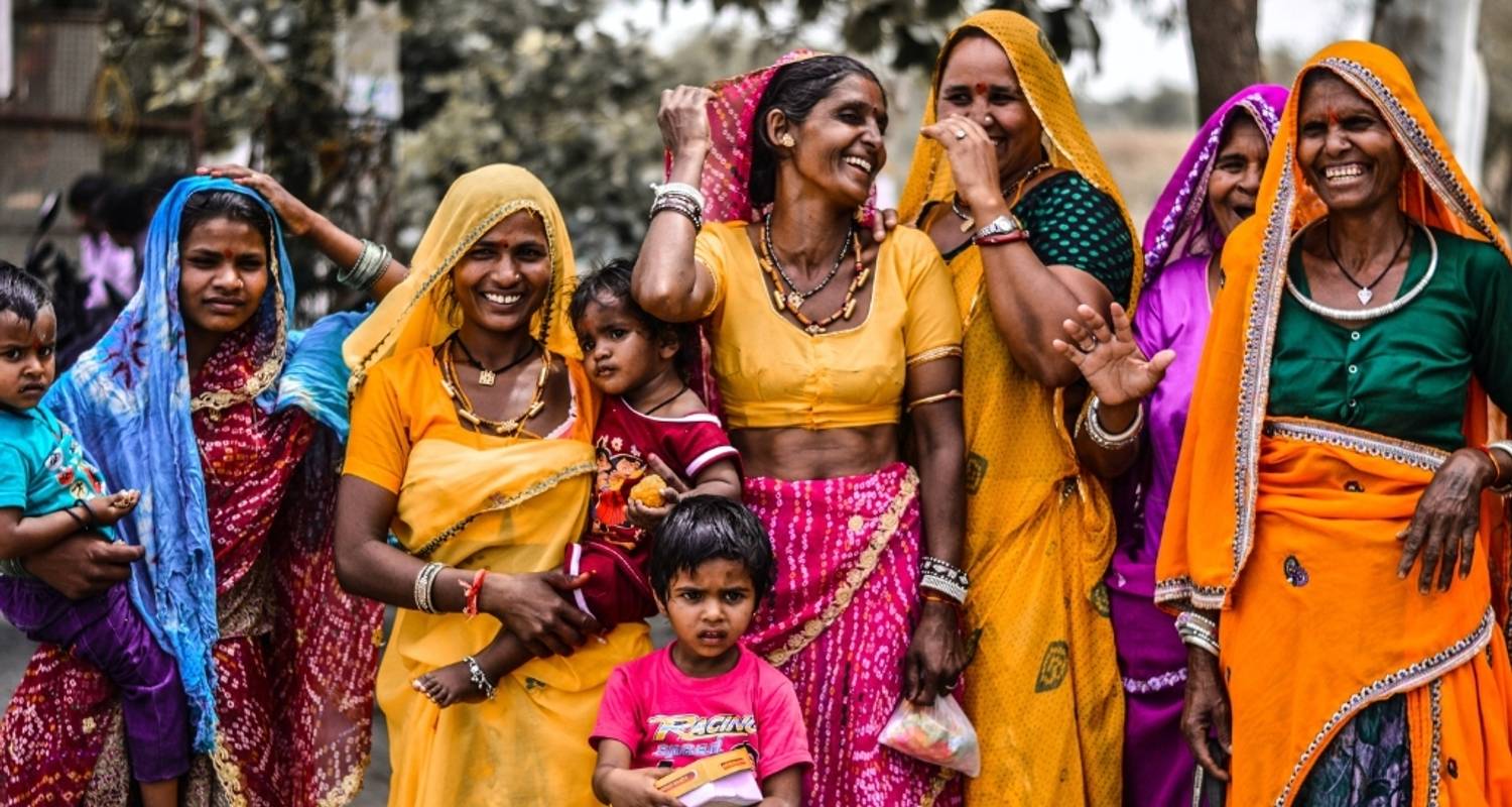An adventure touring the most emblematic places in India Golden Triangle Tour With Udaipur - Delhi Agra Jaipur Udaipu