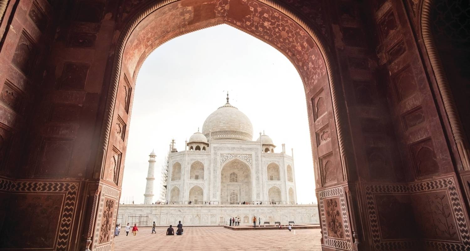 An adventure touring the most emblematic places in India Northern India Family Holiday