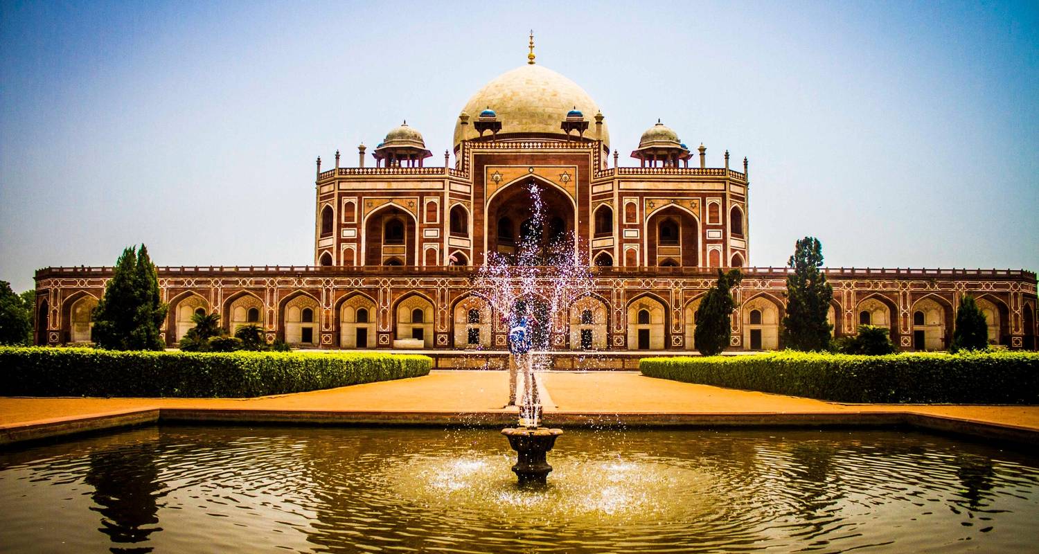 An adventure touring the most emblematic places in India 10 Days 9 Nights Golden Triangle Tour With Shimla