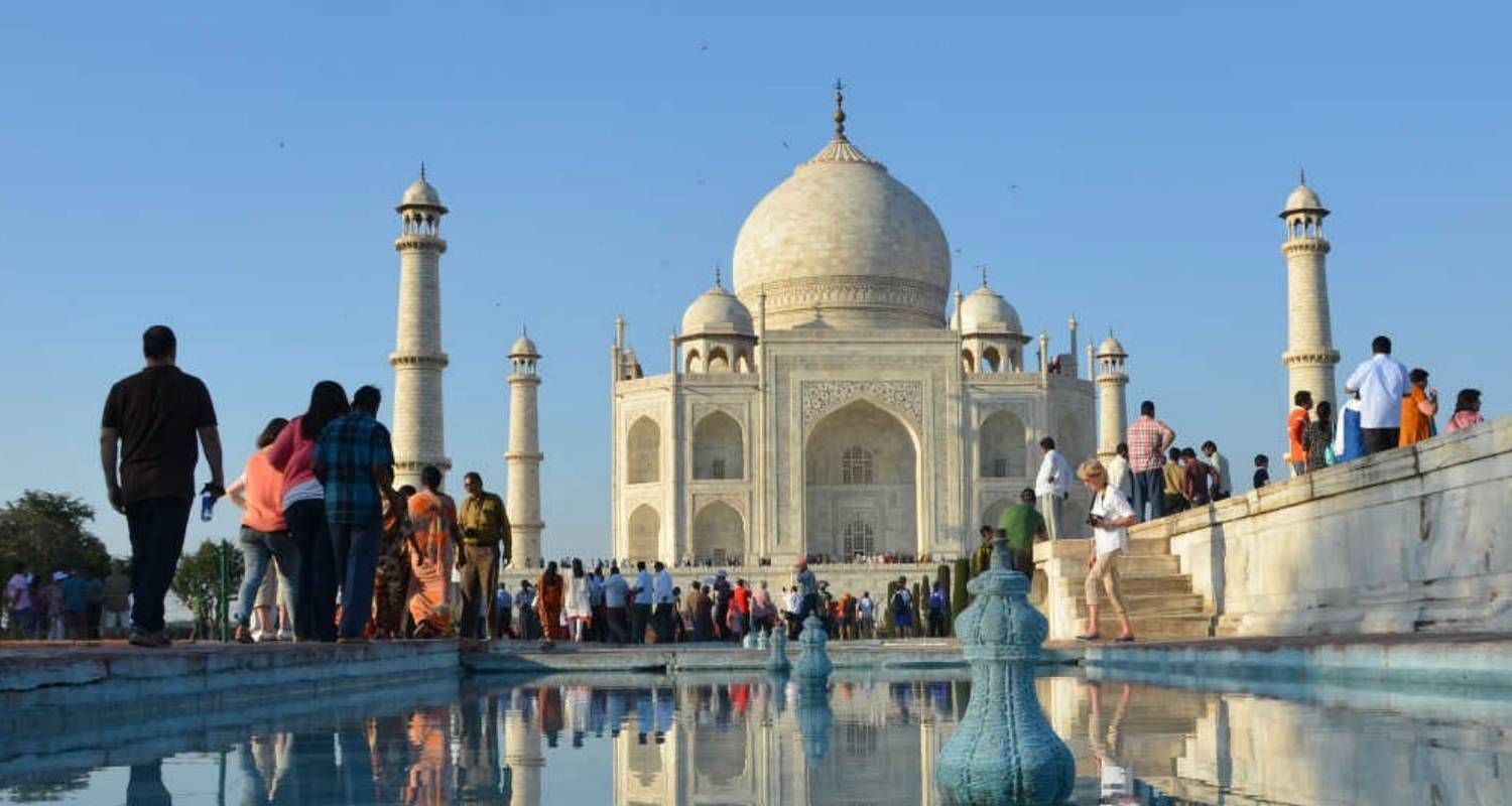 An adventure touring the most emblematic places in India Golden Triangle Tour With Bandhavgarh