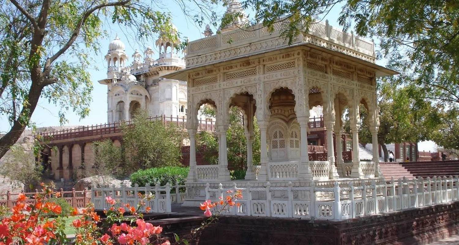 South And North India Tour
