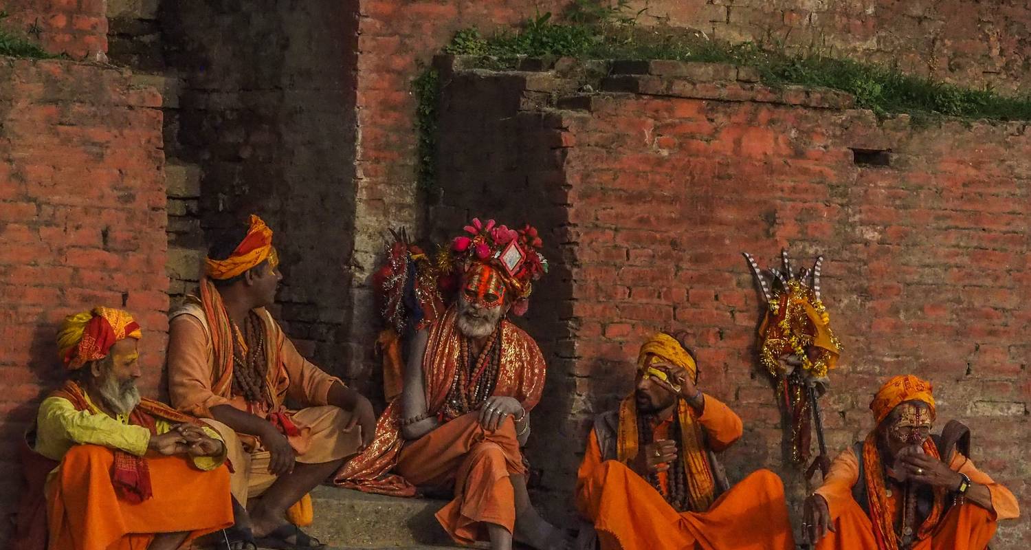 An adventure touring the most emblematic places in India Golden Triangle Tour With Kathmandu