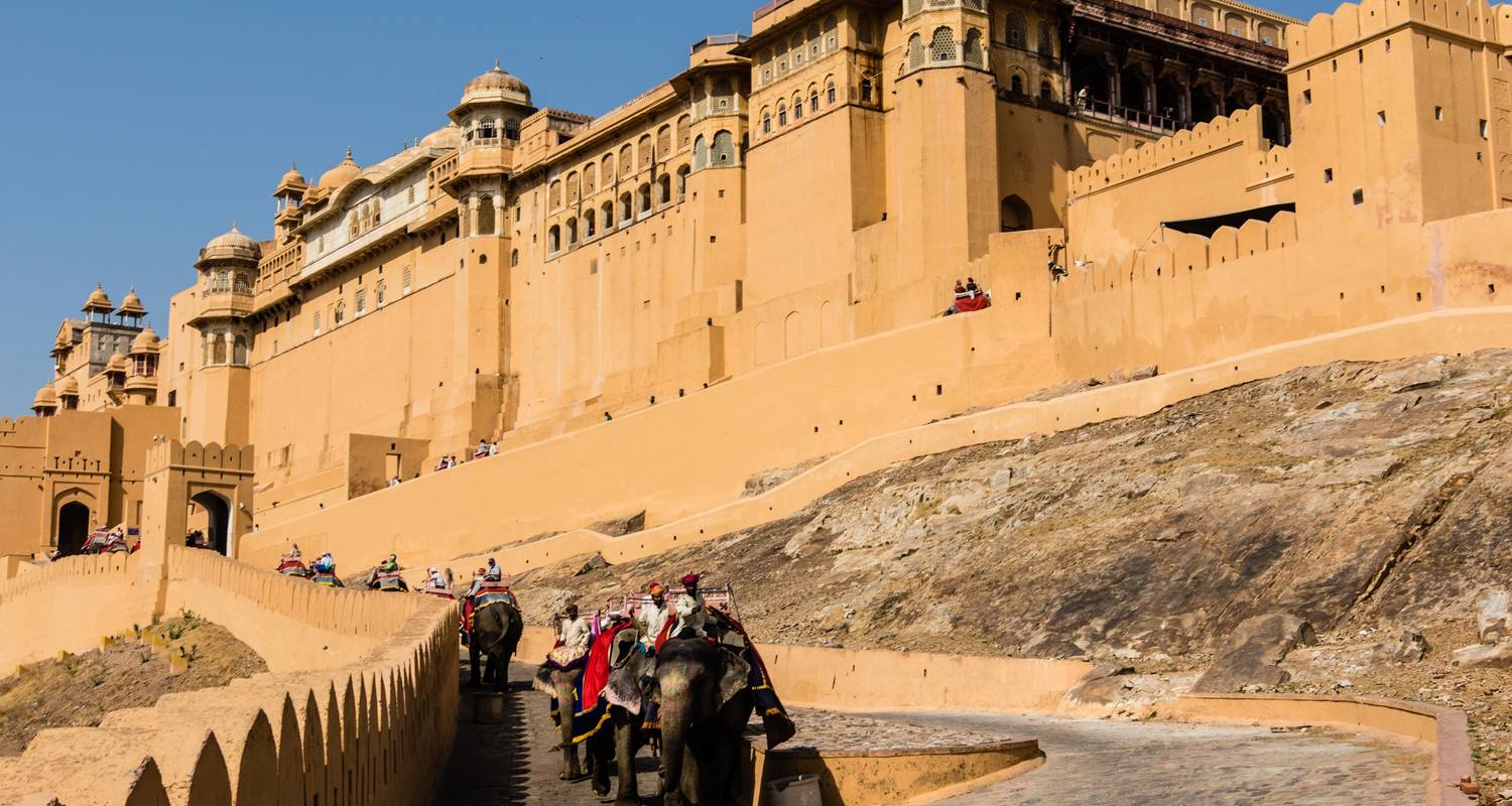 Golden Triangle With Pushkar Exploration