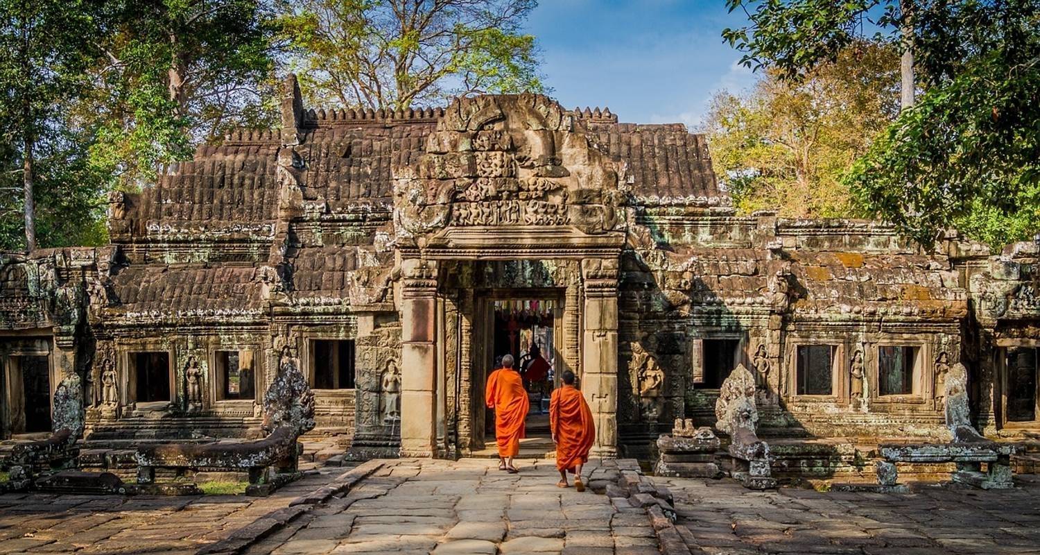 An adventure touring the most emblematic places in Viet Nam Halong Bay To Angkor Wat: A Southeast Asian Journey 14-Day