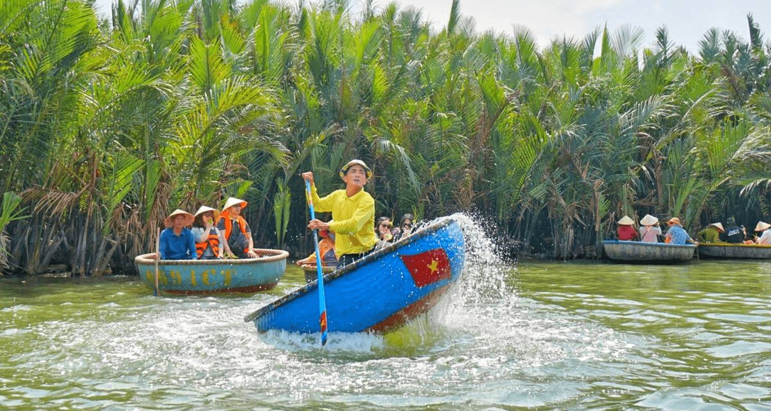 An adventure touring the most emblematic places in Viet Nam Perfect Vietnam And Cambodia Holiday In 15 Days - Halong Bay