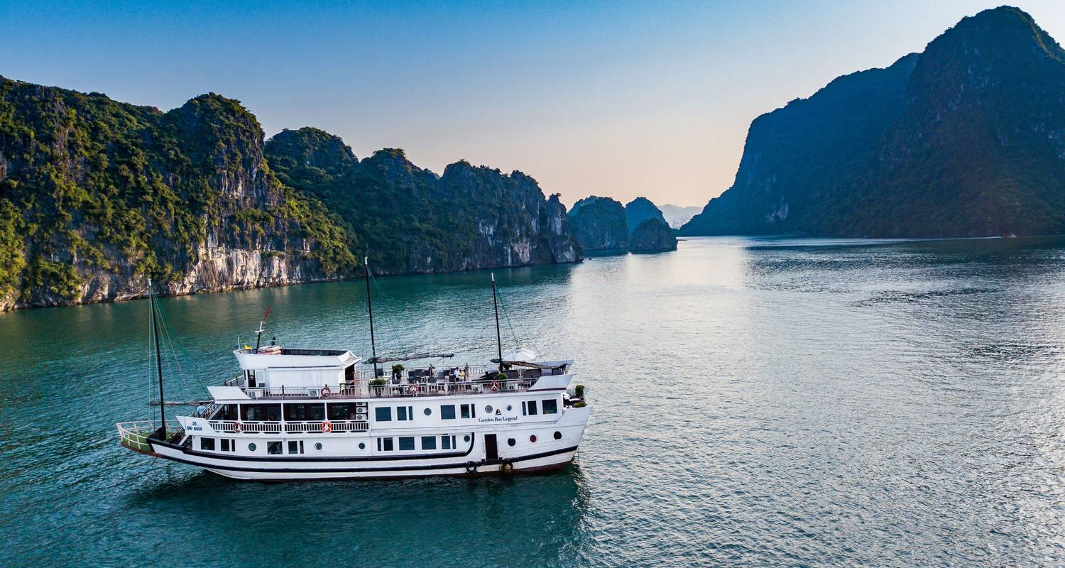 10 Days Vietnam Tour - Hanoi - Halong Bay - Hue -Hoi An - Ho
