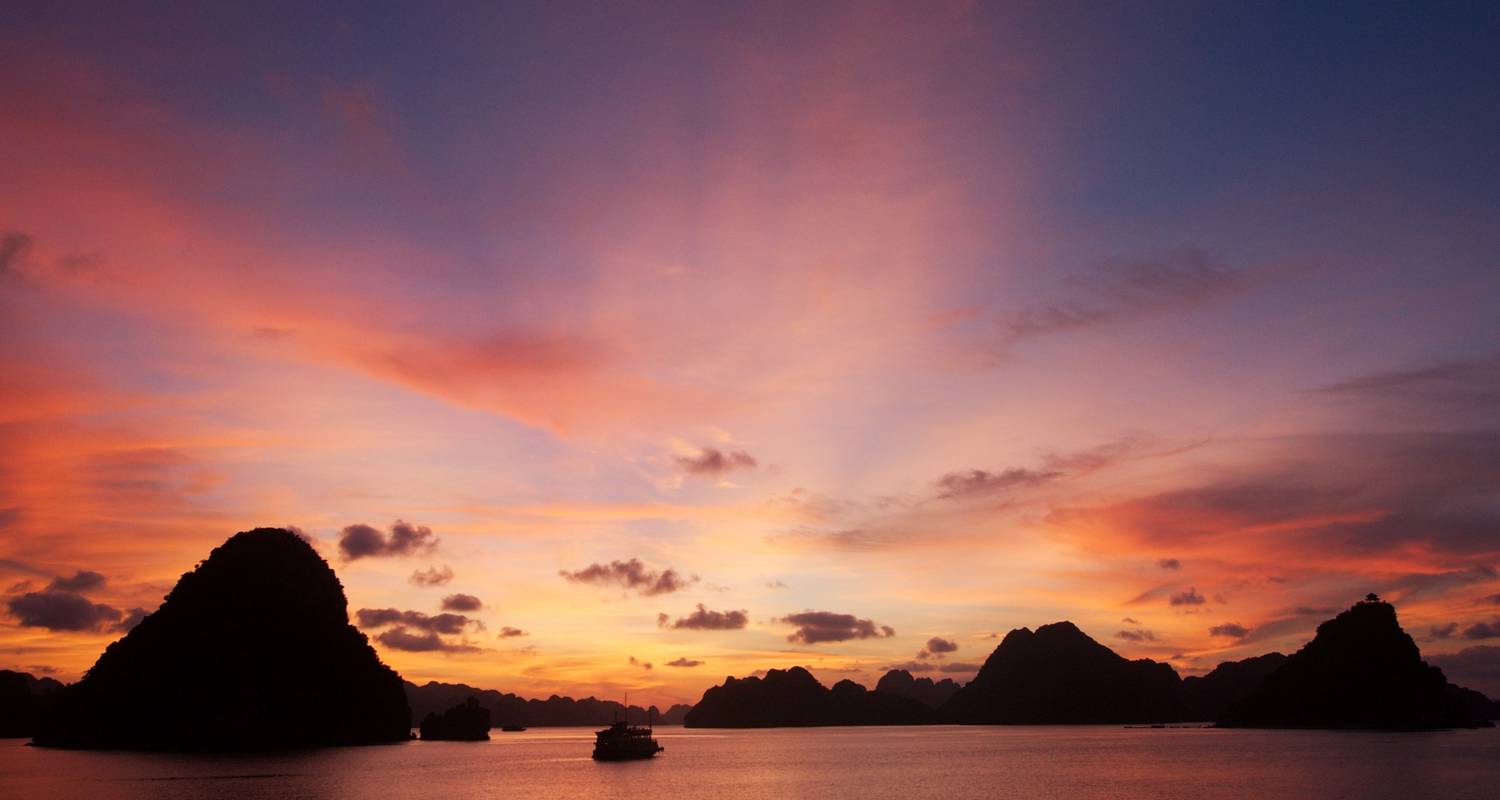 Indochina Holiday From Vientiane, Luang Prabang To Hanoi, Ha