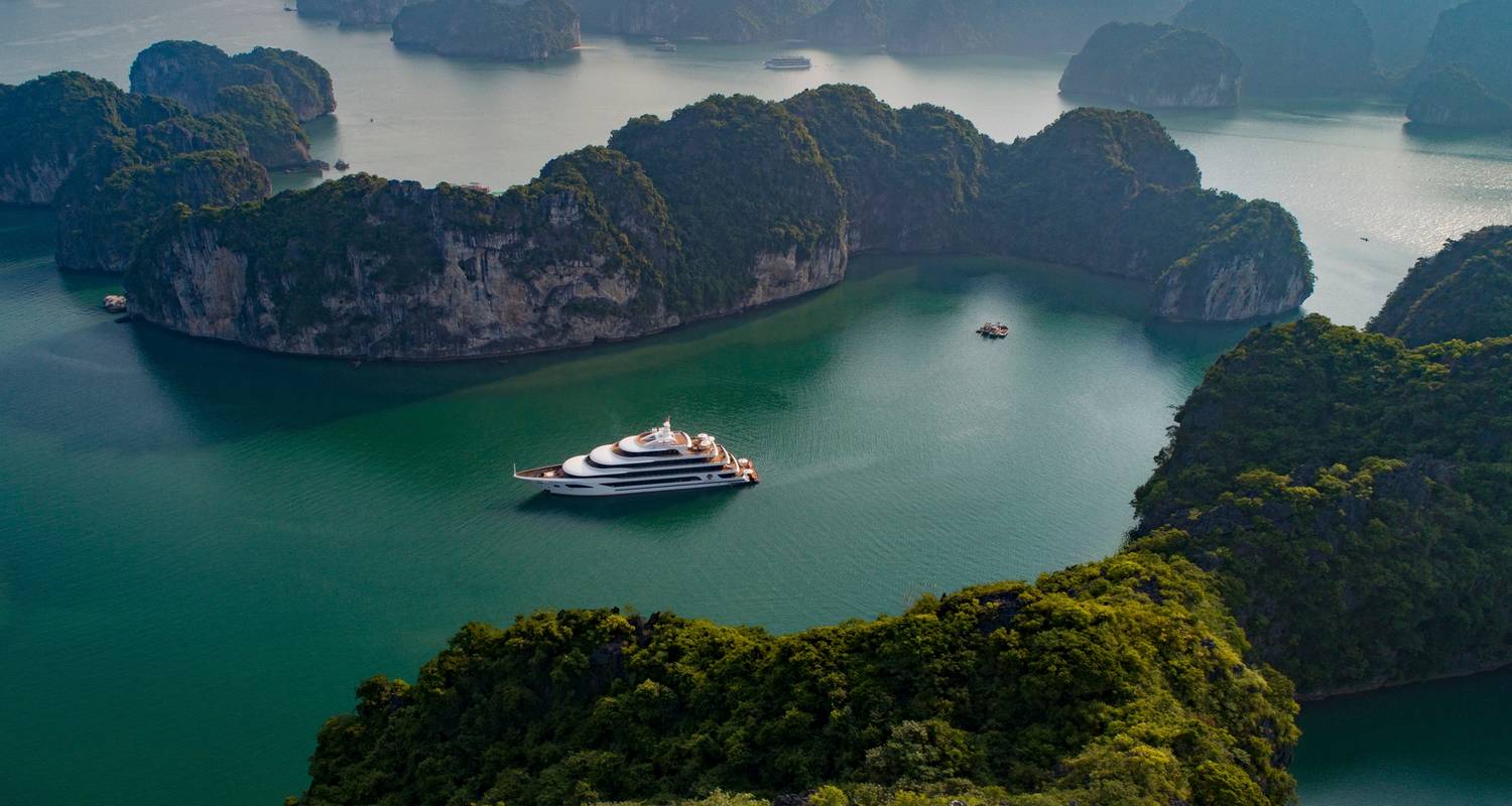 Luxury Halong Bay Cruise From Hanoi 3 Days