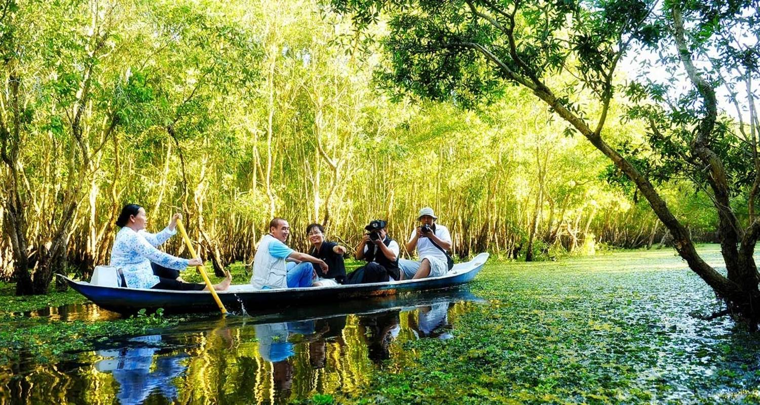 An adventure touring the most emblematic places in Viet Nam 2- Week Vietnam And Cambodia With Speedboat On Mekong River
