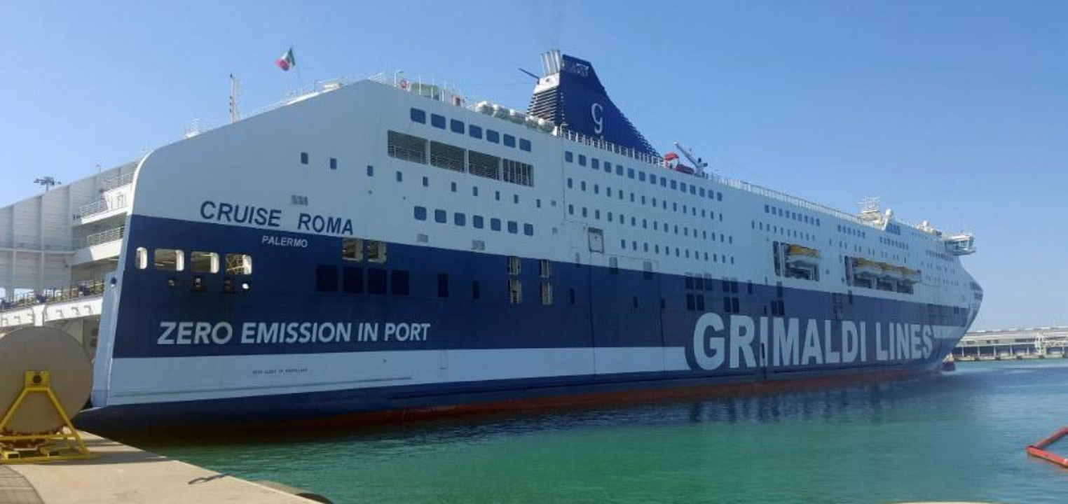 Rome-Ferry. Photo 3