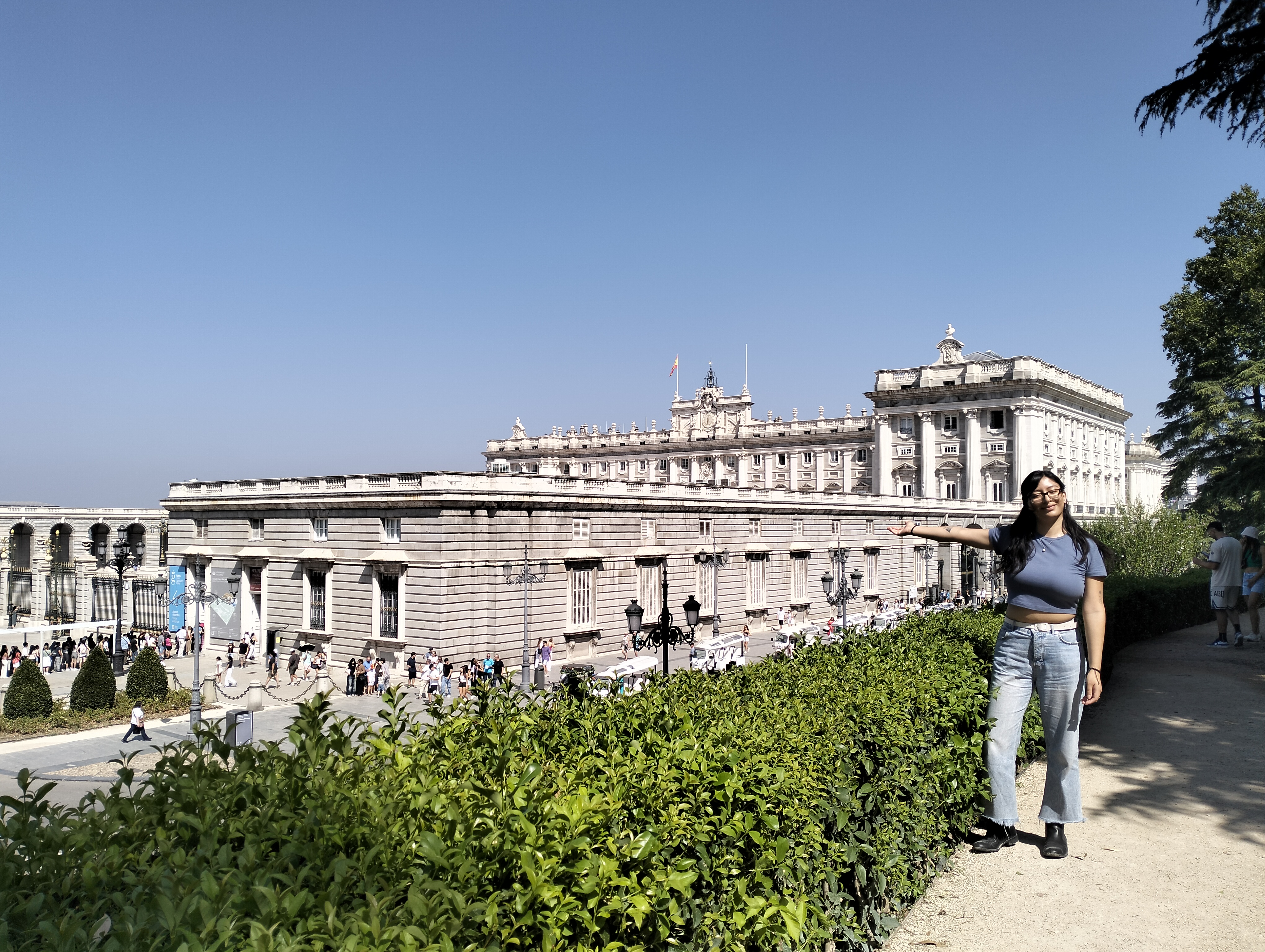 Madrid - Afternoon Free. Photo 2