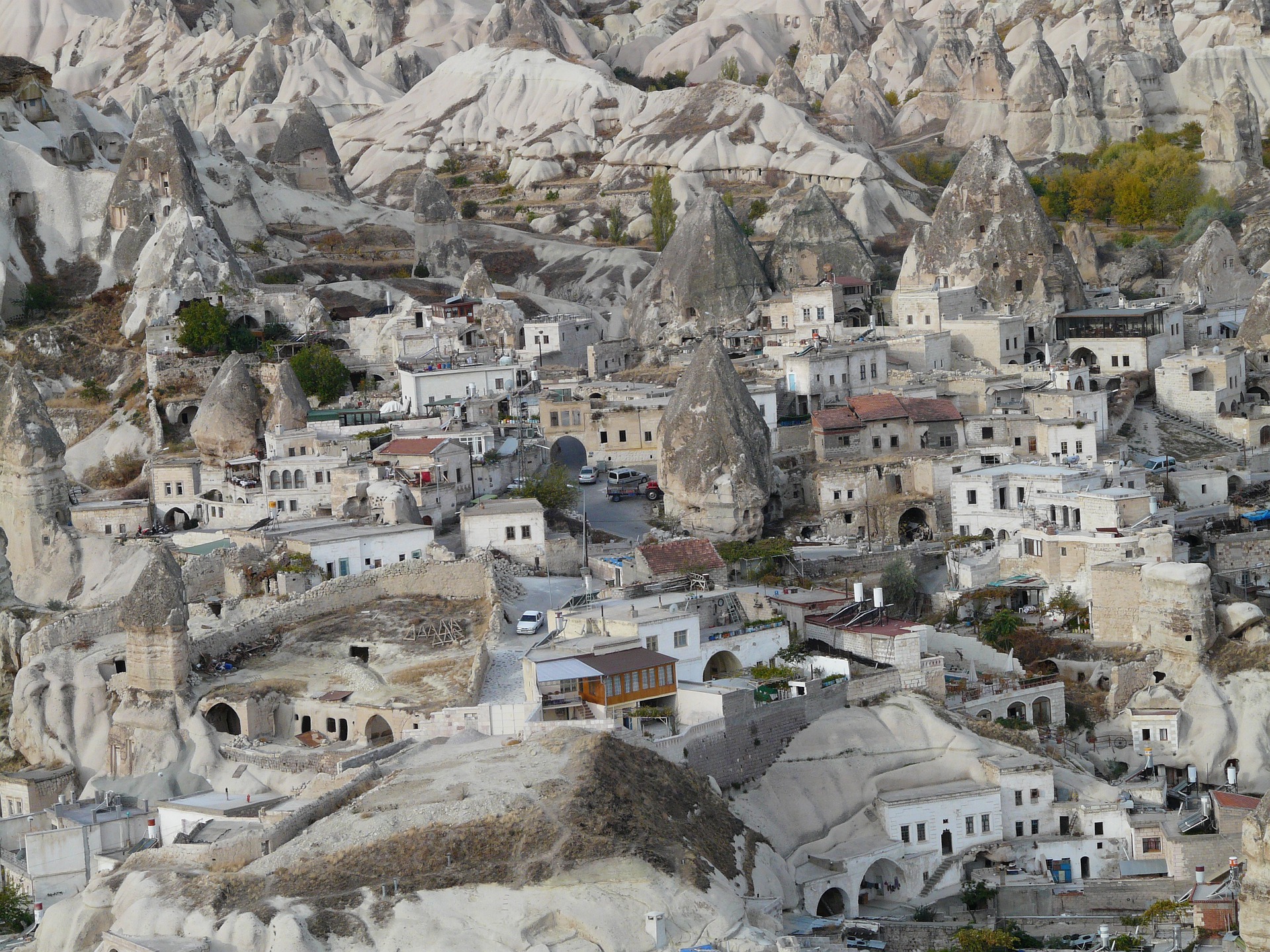 Izmir or Kusadasi - Ephesus - Pamukkale (approx. 200 kms.). Photo 2