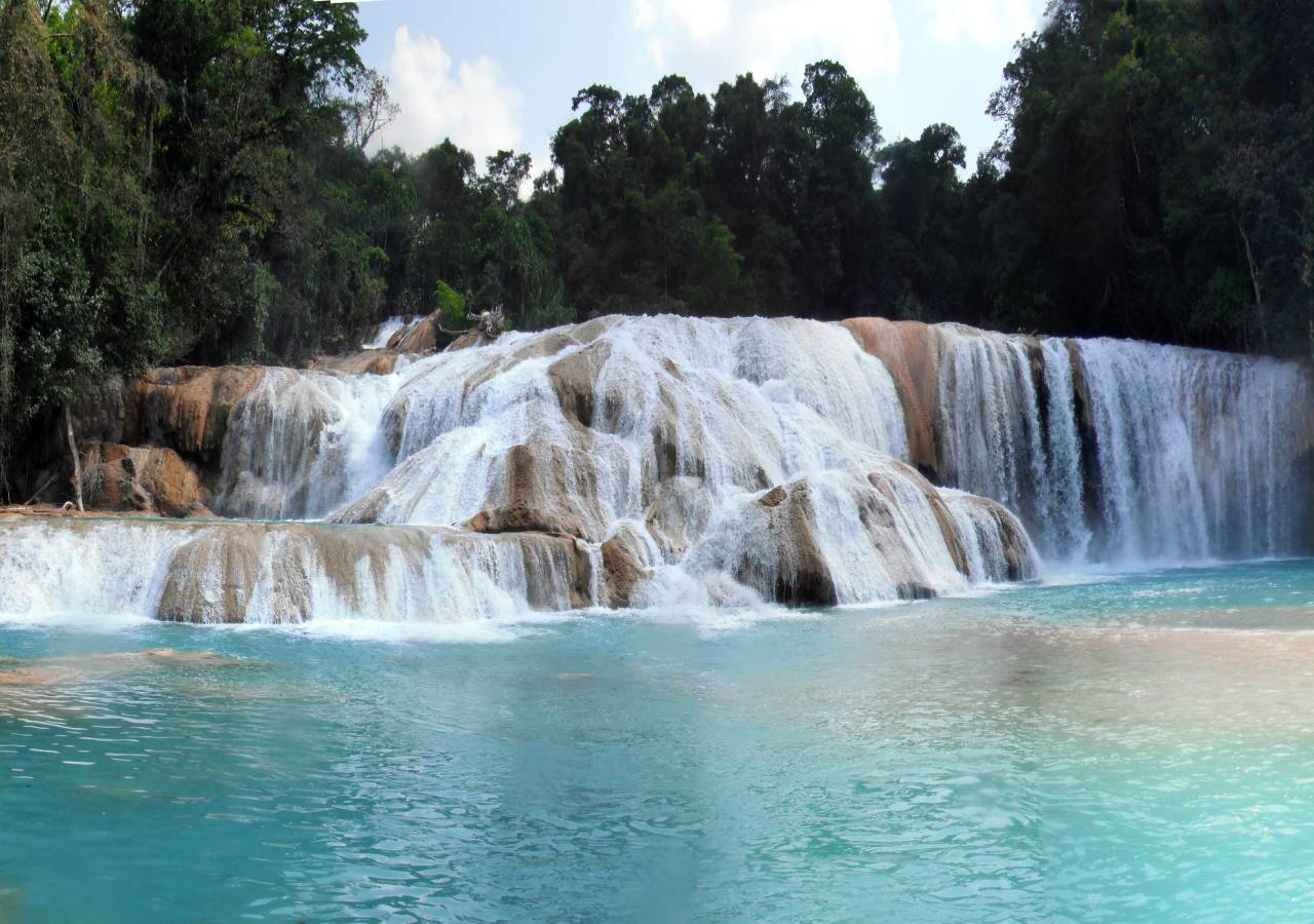 Agua Azul Waterfalls - Misol-há Waterfall - Palenque Archaeological Zone - San Cristóbal de las Casas. Photo 2