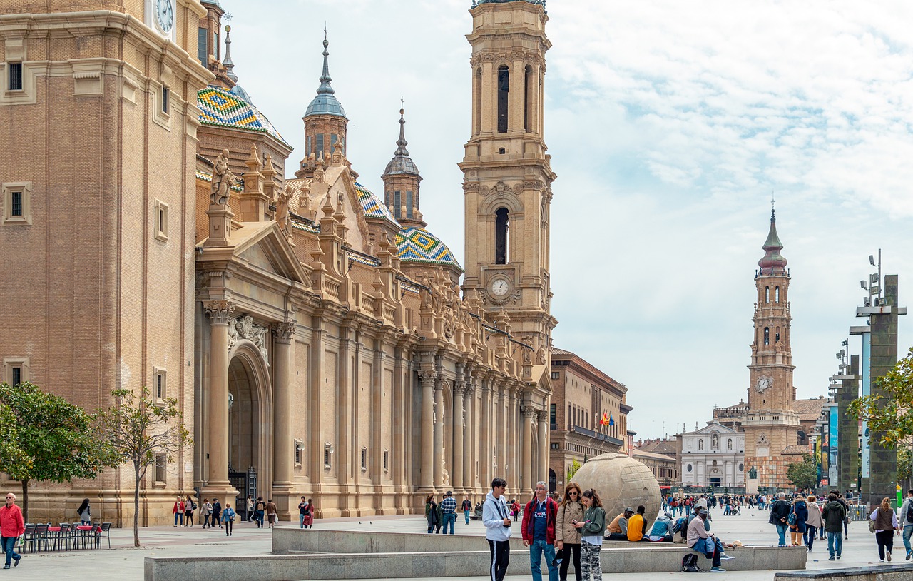 Barcelona - Zaragoza - Madrid. Photo 1