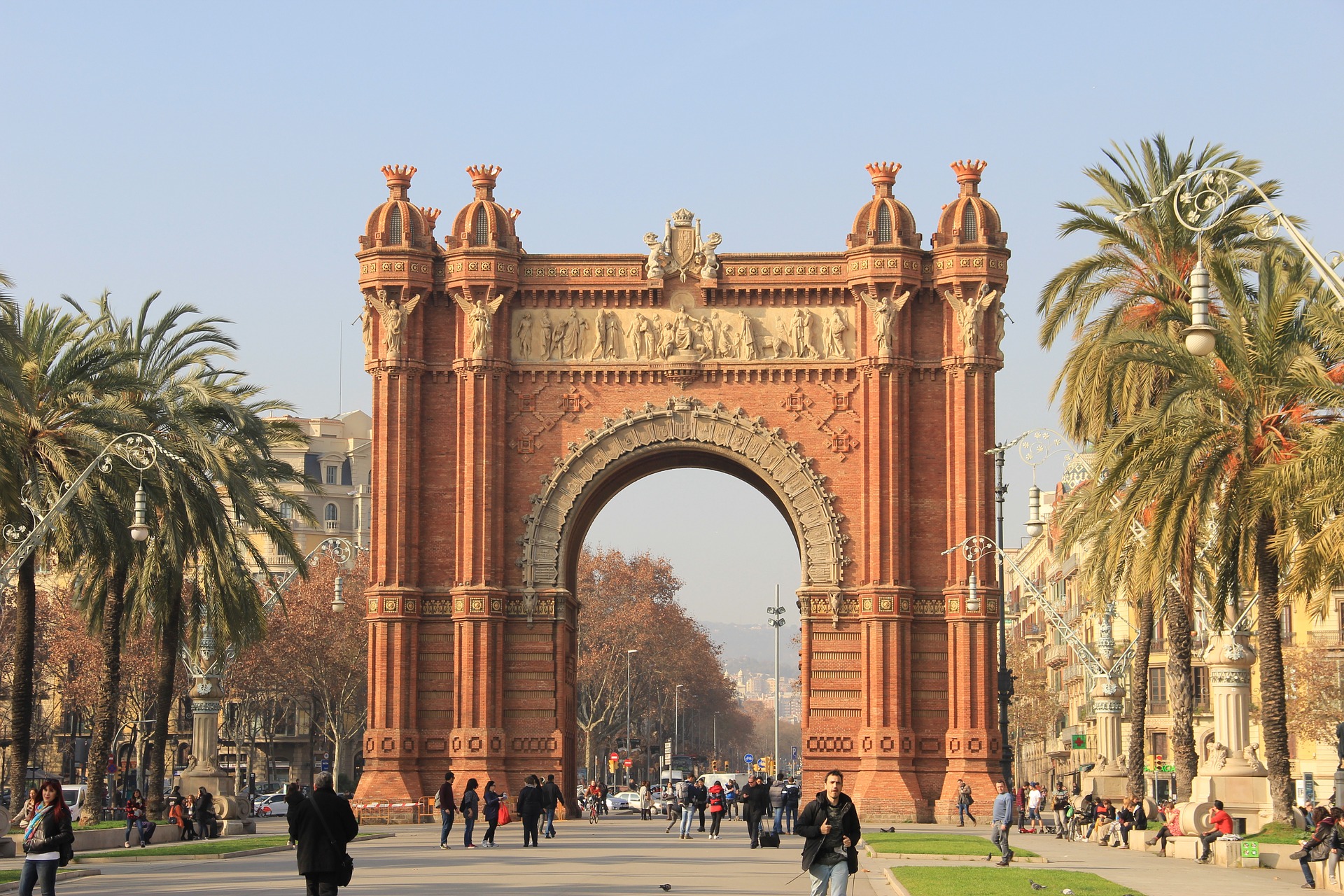 Panoramic Tour Barcelona - Free Afternoon. Photo 2
