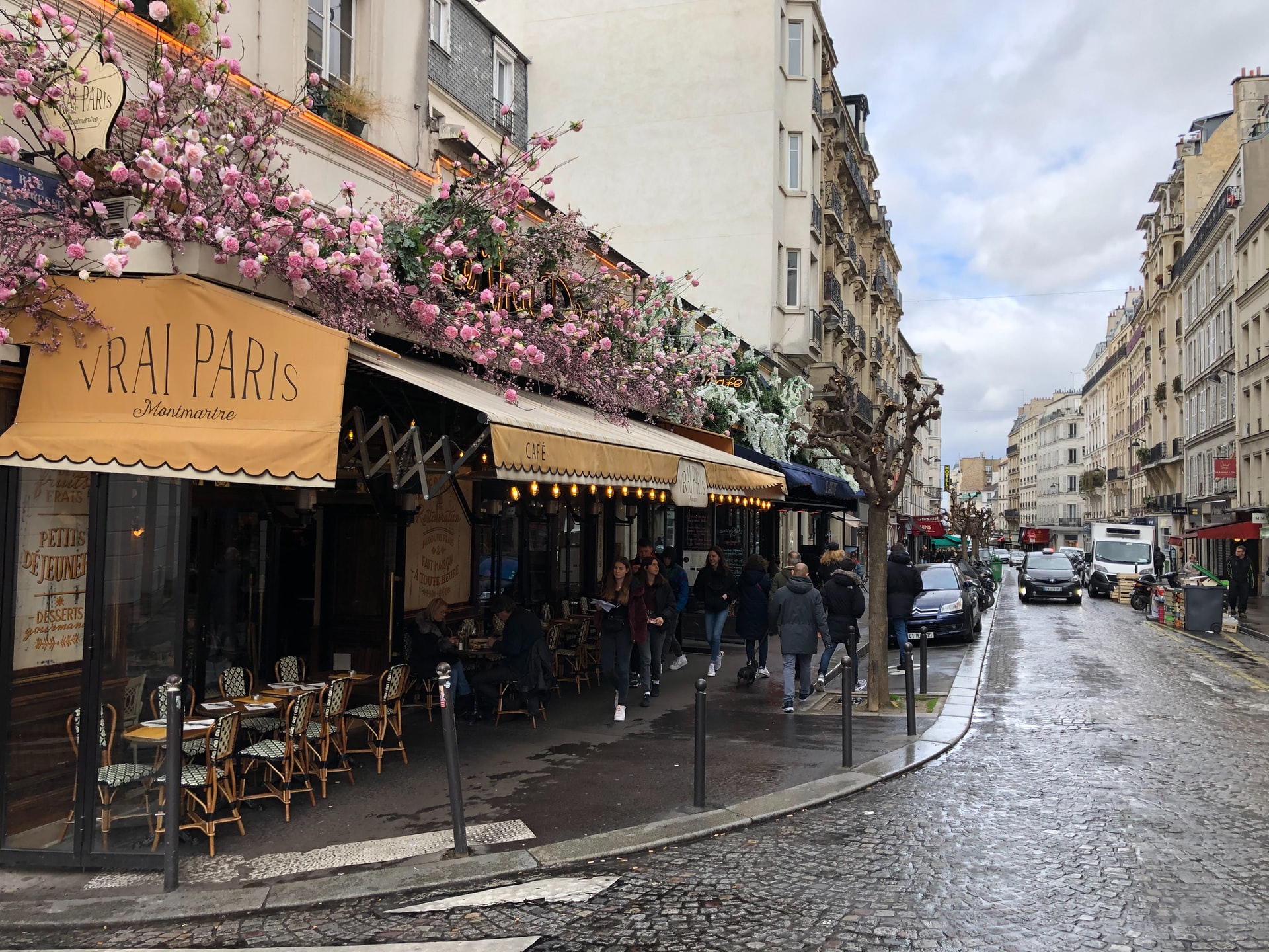 Paris - City of Origin. Photo 1