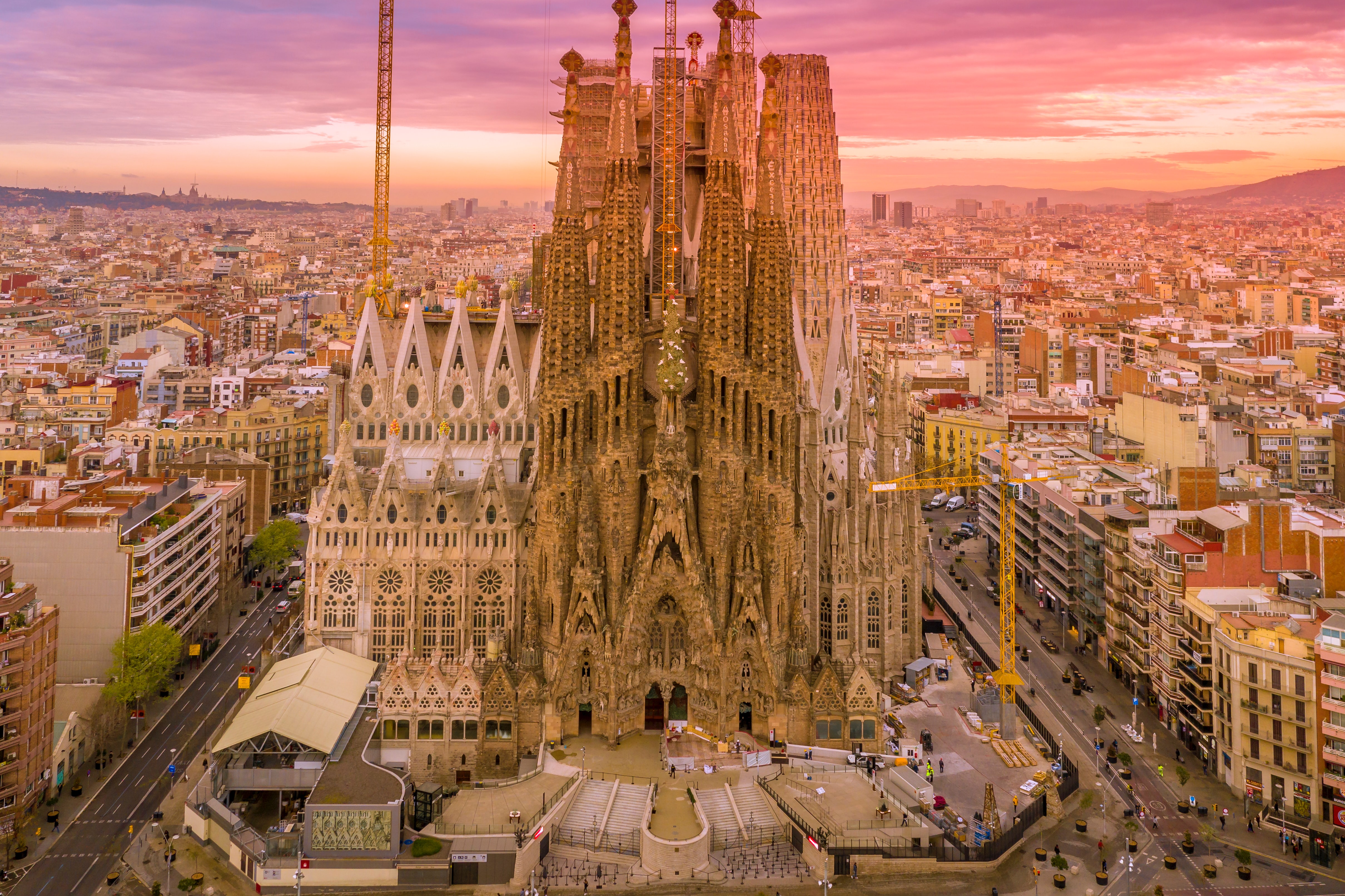 Madrid - Zaragoza - Barcelona. Photo 1