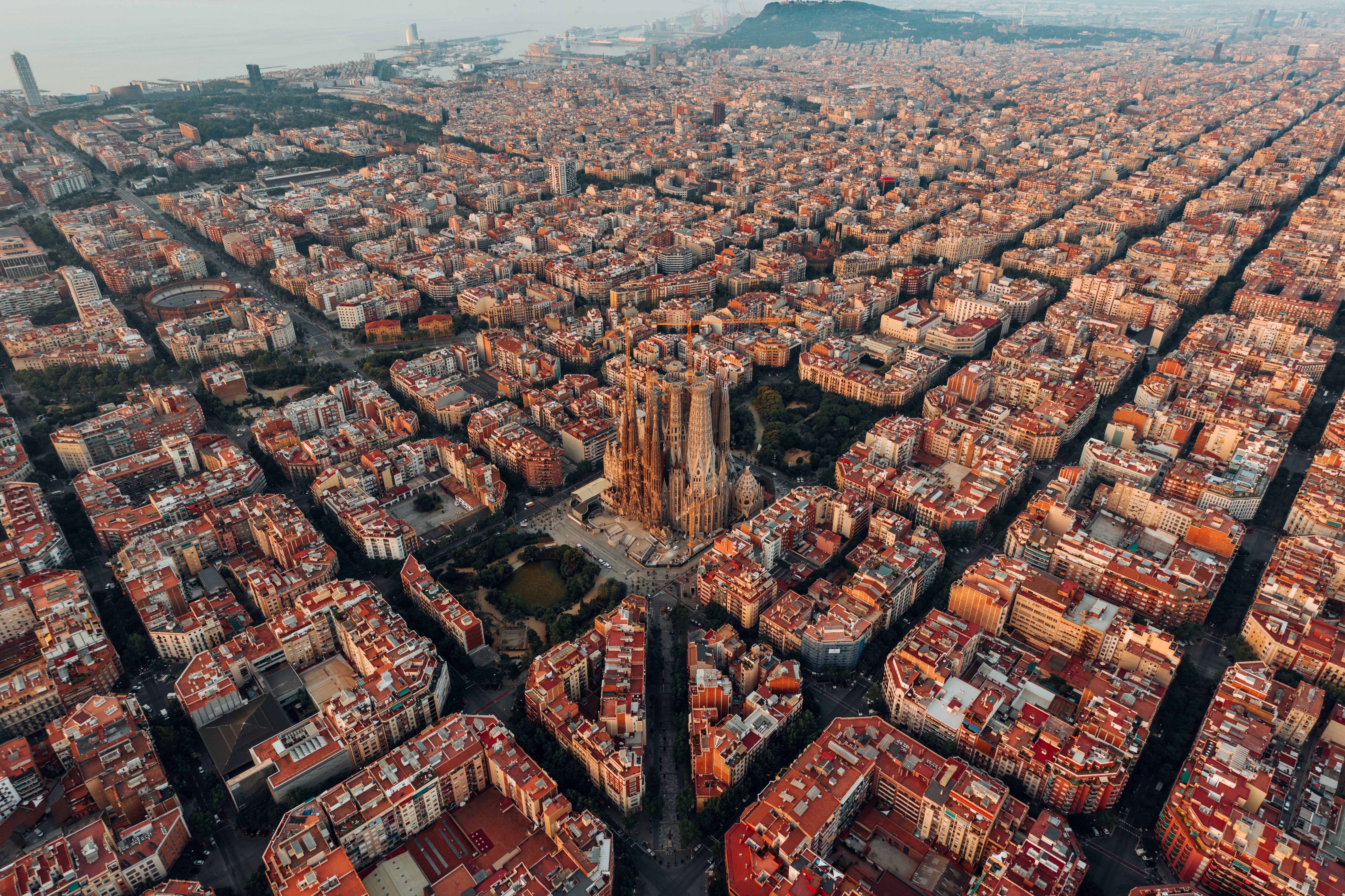 Madrid - Zaragoza - Barcelona. Photo 2