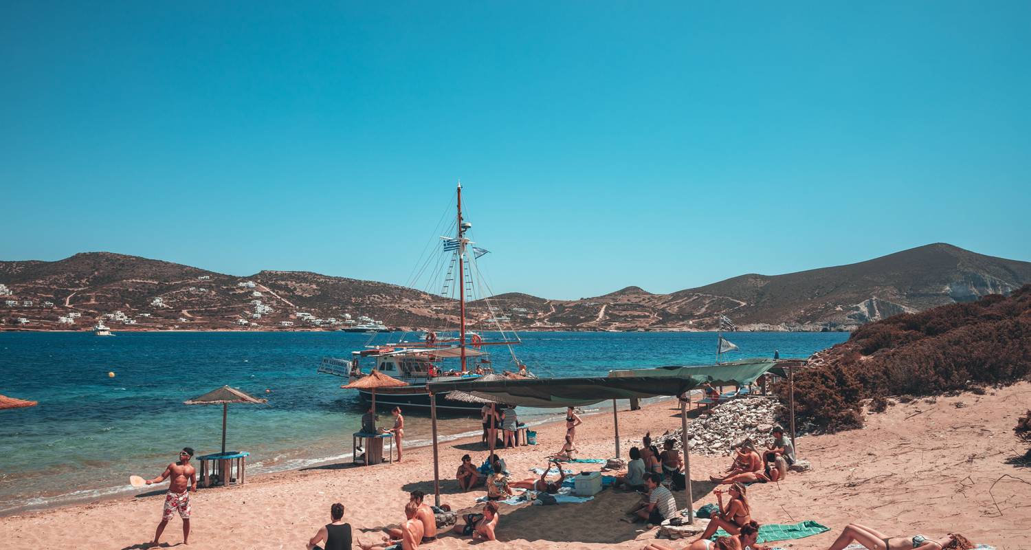 Sail Greece: Mykonos To Santorini
