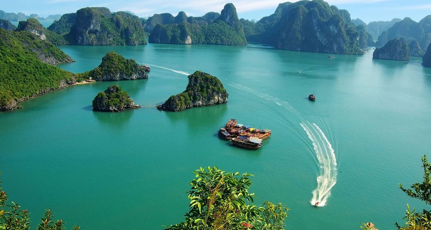 Mysterious Vietnam - Cambodia - Thailand Tour In 11 Days