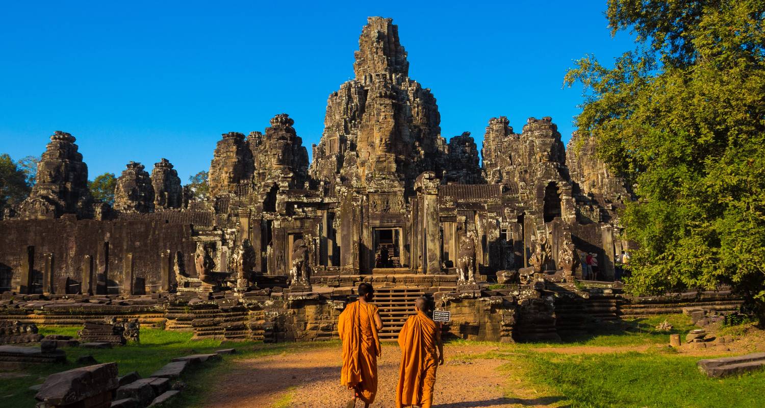 An adventure touring the most emblematic places in Viet Nam 14-Day Journey Through The Heritage Trails Of Vietnam And Ca