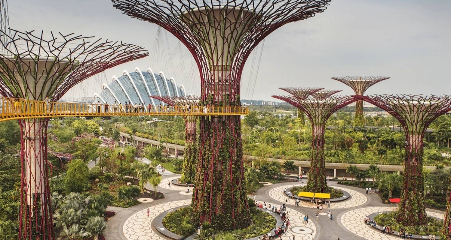 Big Cities, Temples & Island Vibes Across 5 Countries