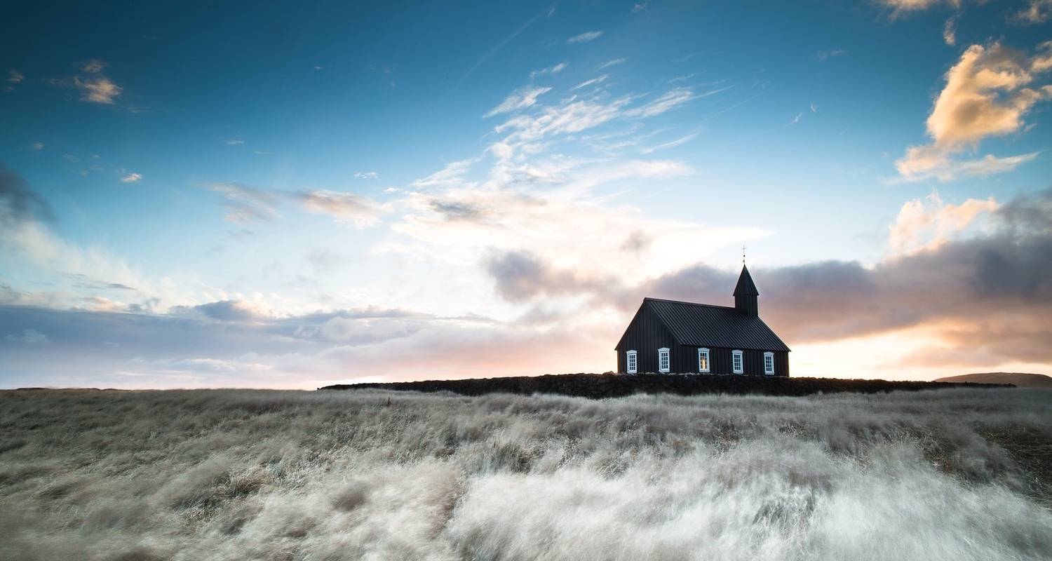 An adventure touring the most emblematic places in Iceland 9 Day Self-Drive Tour - Complete Iceland Circle With Snæfell