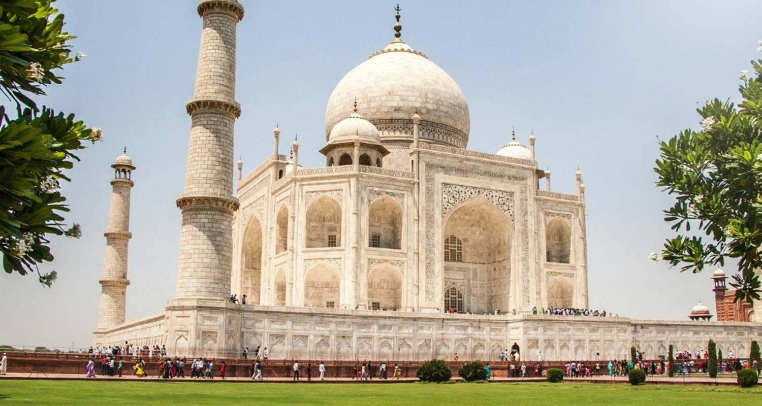 10 Days Golden Triangle Tour With Ayurveda In Kerala