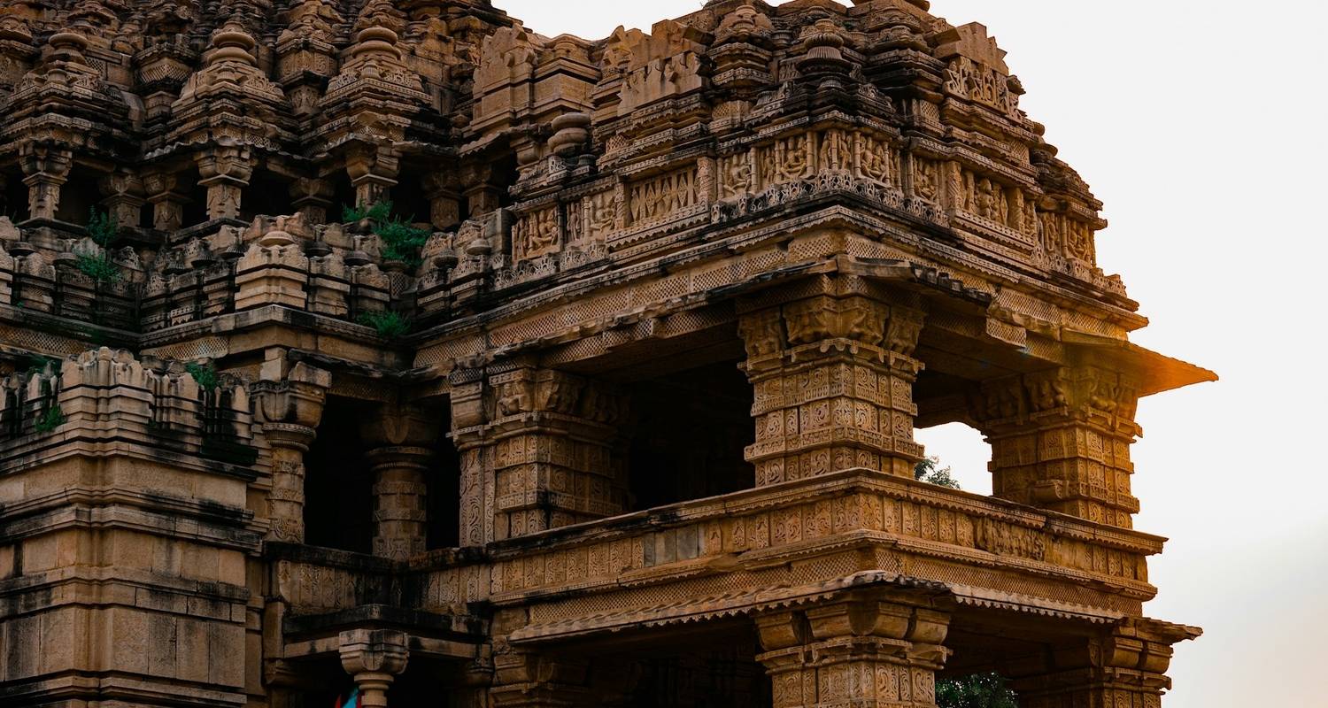 Treasures Of North India & Madhya Pradesh
