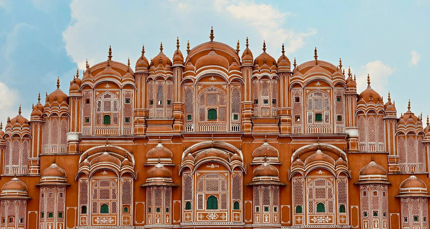 An adventure touring the most emblematic places in India Delhi To Kathmandu- Best Seller