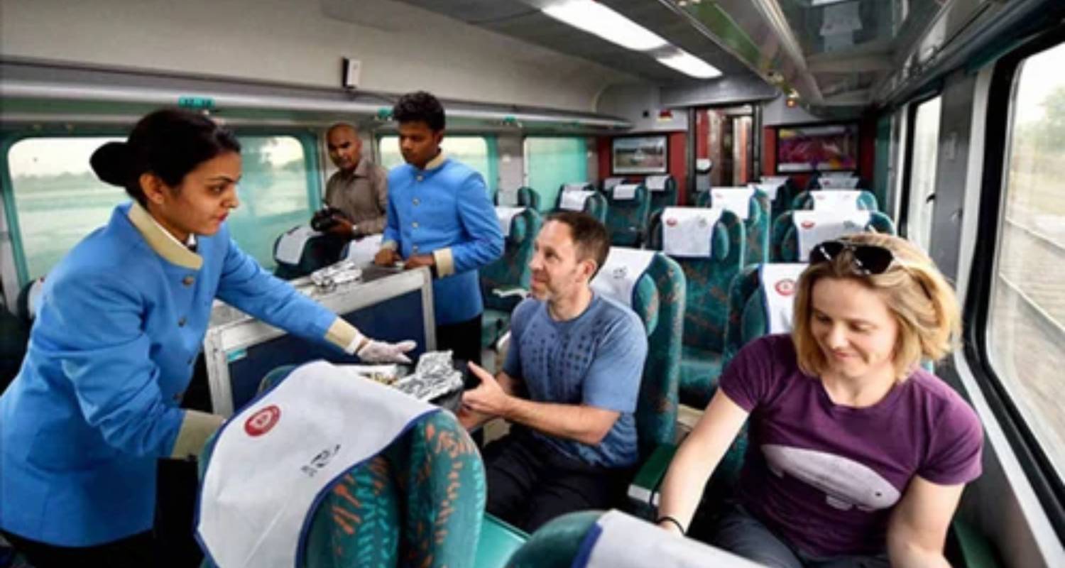 By Train Journey, Delhi - Taj Mahal Agra - Jaipur
