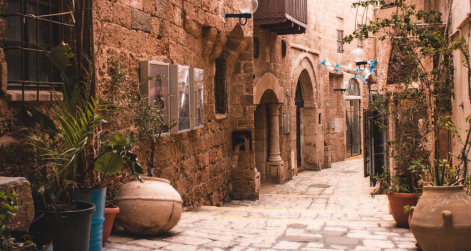 An adventure touring the most emblematic places in Israel 7 Day Jewish History Israel Tour Package
