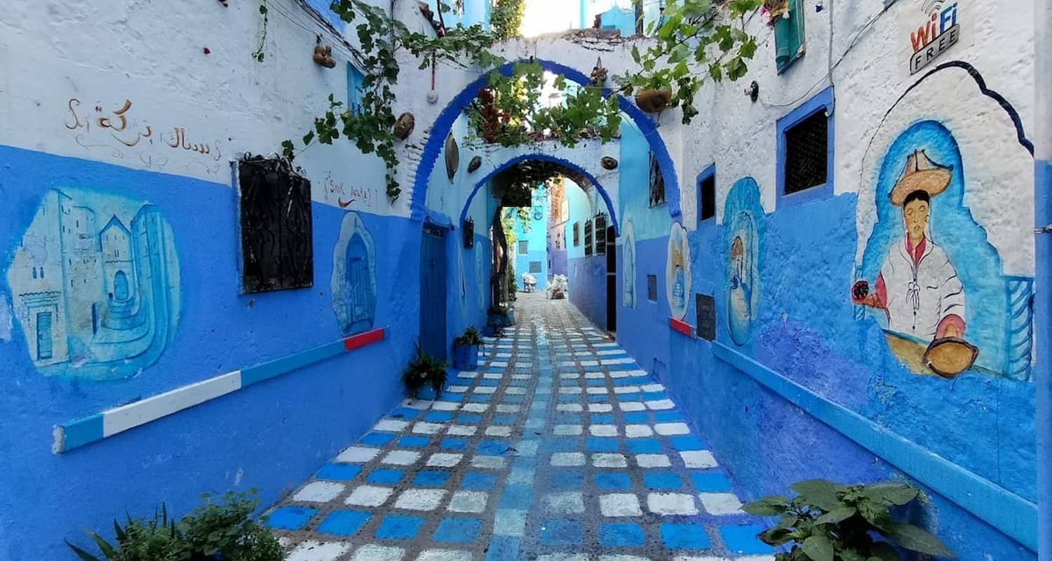 An adventure touring the most emblematic places in Morocco 5 Private Days Tour From Tangier To Casablanca