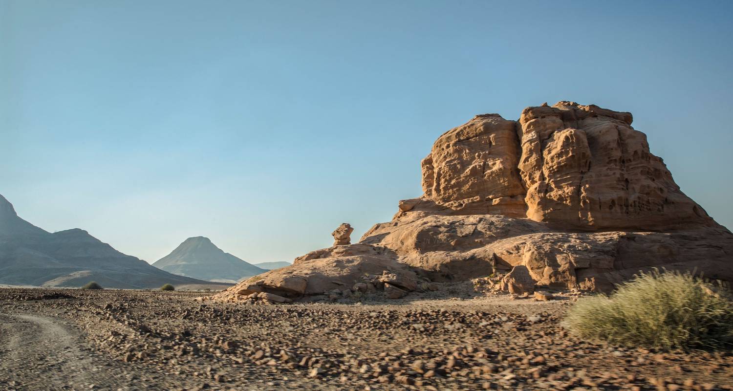 An adventure touring the most emblematic places in South Africa Cape Town To Namibia Overland Safari