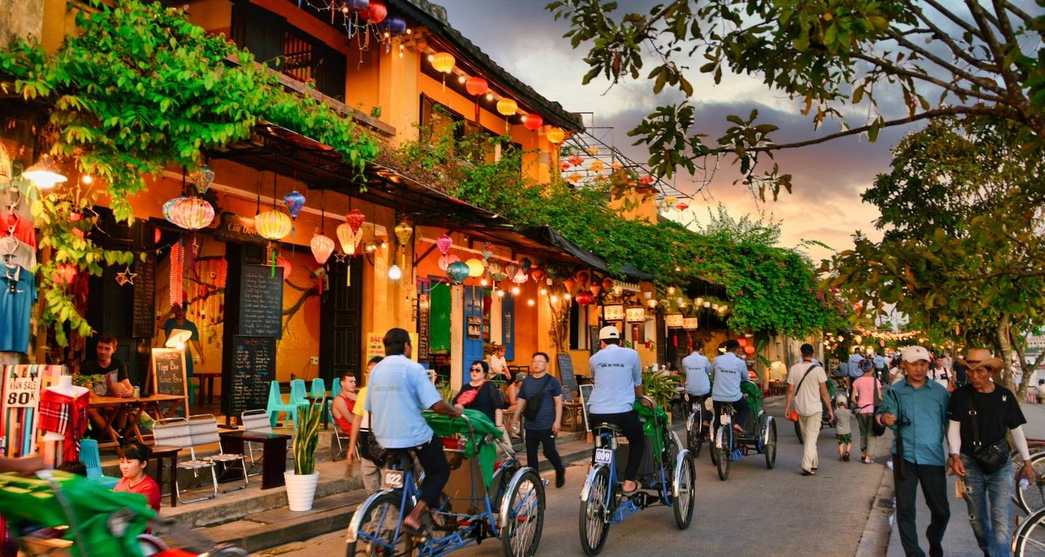 An adventure touring the most emblematic places in Viet Nam 10 Days Vietnam Super Save - Depart Every Monday/Friday From